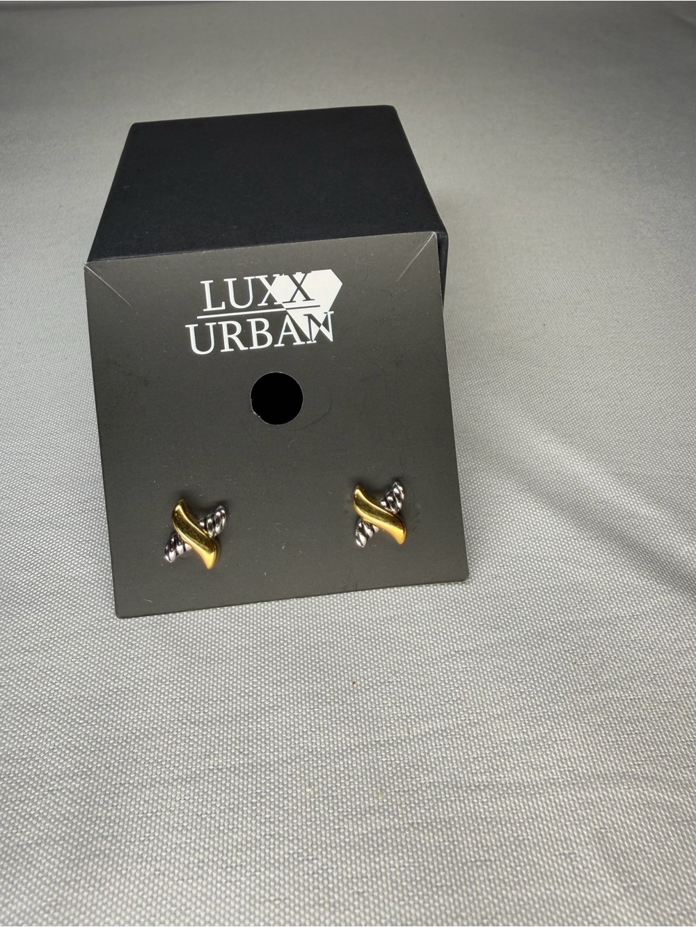Elegant  Y2k Gold & Silver Tone Knot Stud Earrings